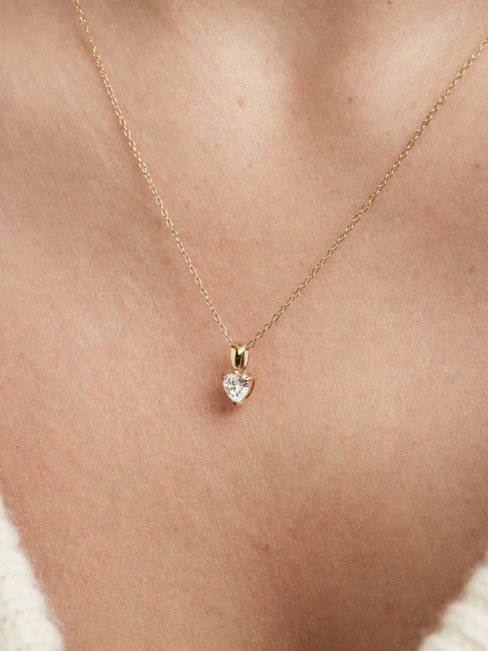 Bonne White Necklace