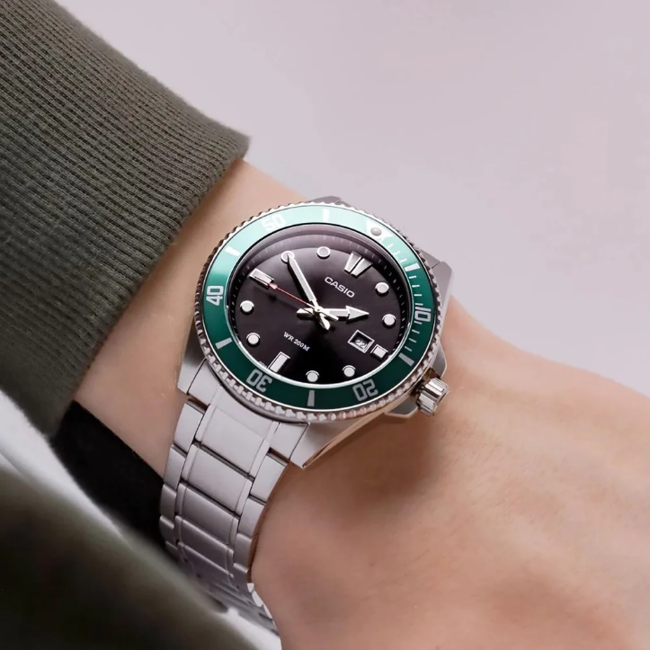 Casio – Skífuúr – 20 ATM