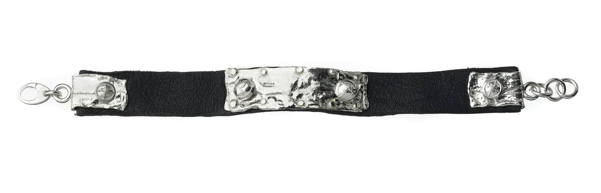 Silfur/leðurarmband 