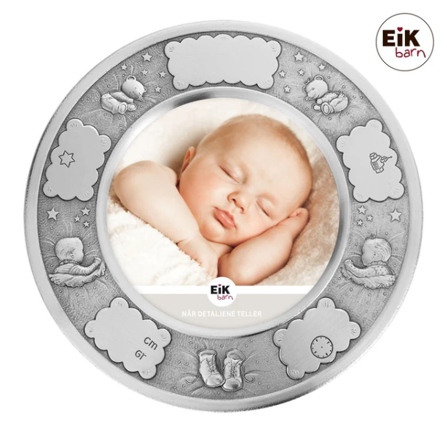 MYNDARAMMI – TIN – 18 cm