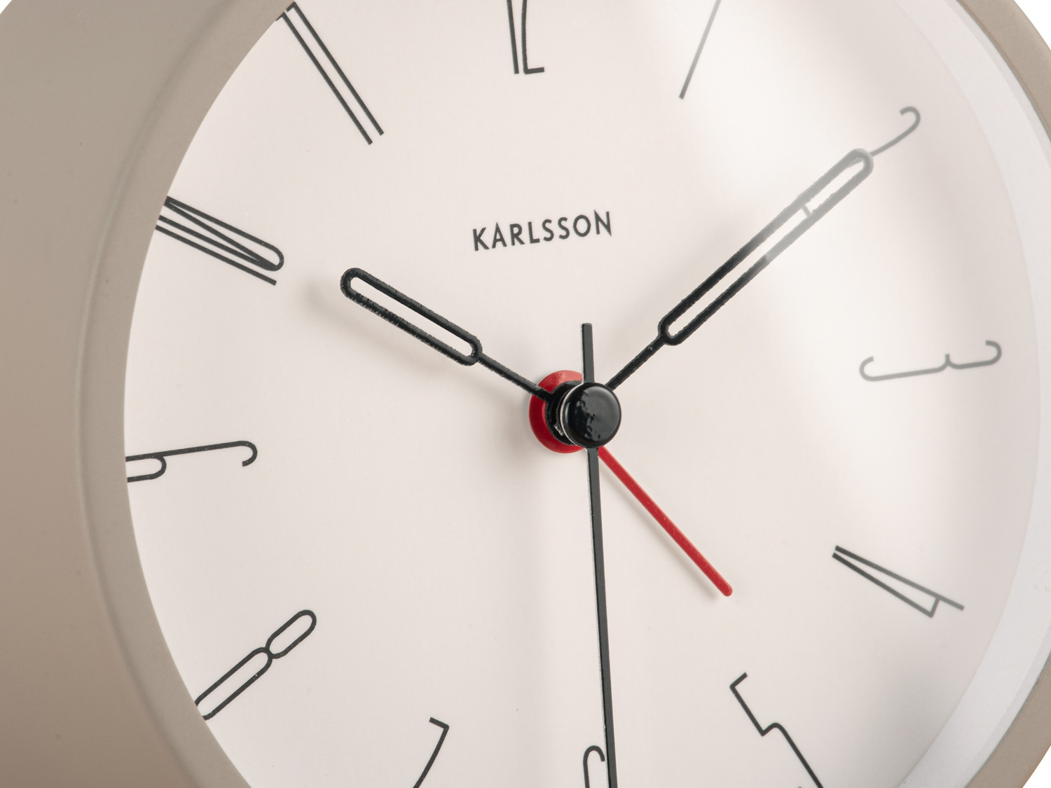 KARLSSON – VEKJARAKLUKKA – Belle Numbers 
