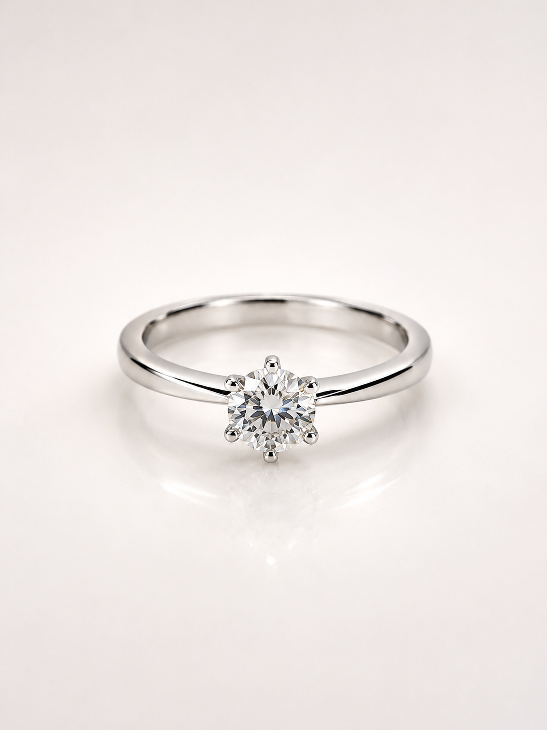 GULLHRINGUR – 14 KT – DEM 0,50 ct