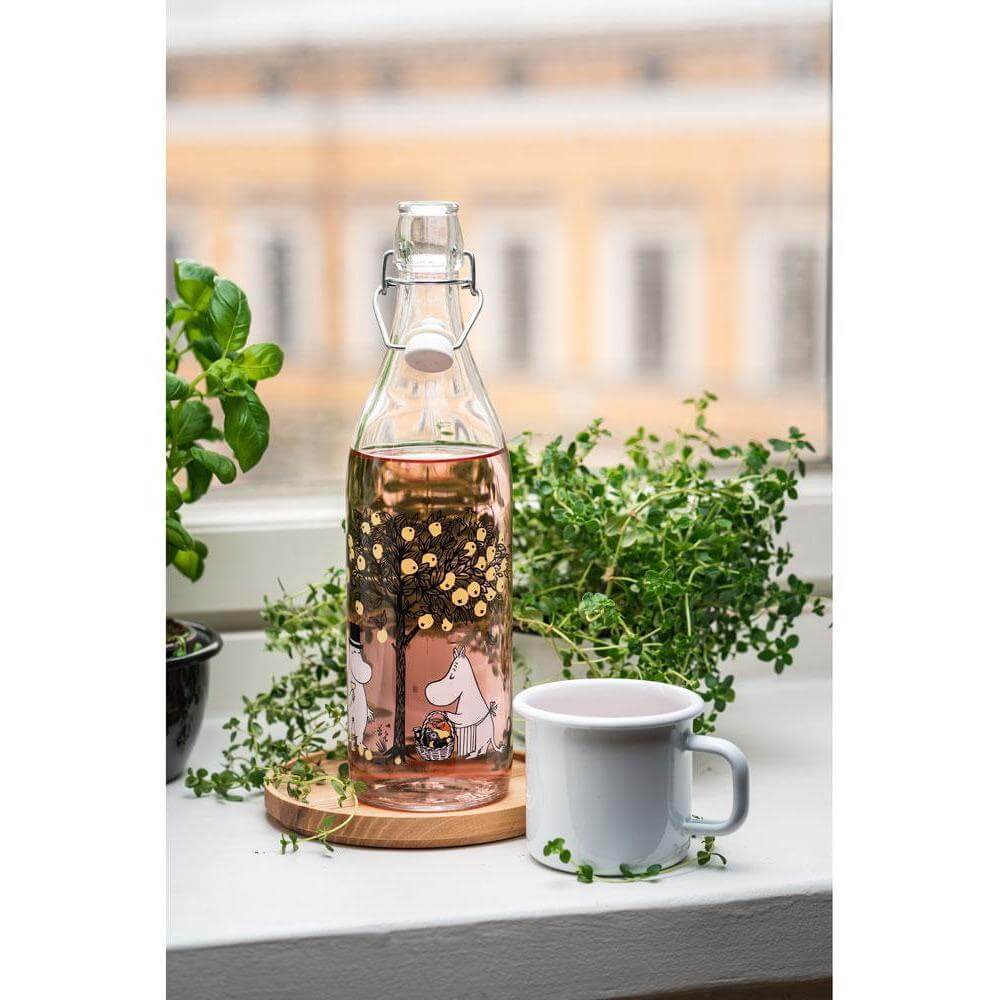 Moomin glerflaska 1l Apples