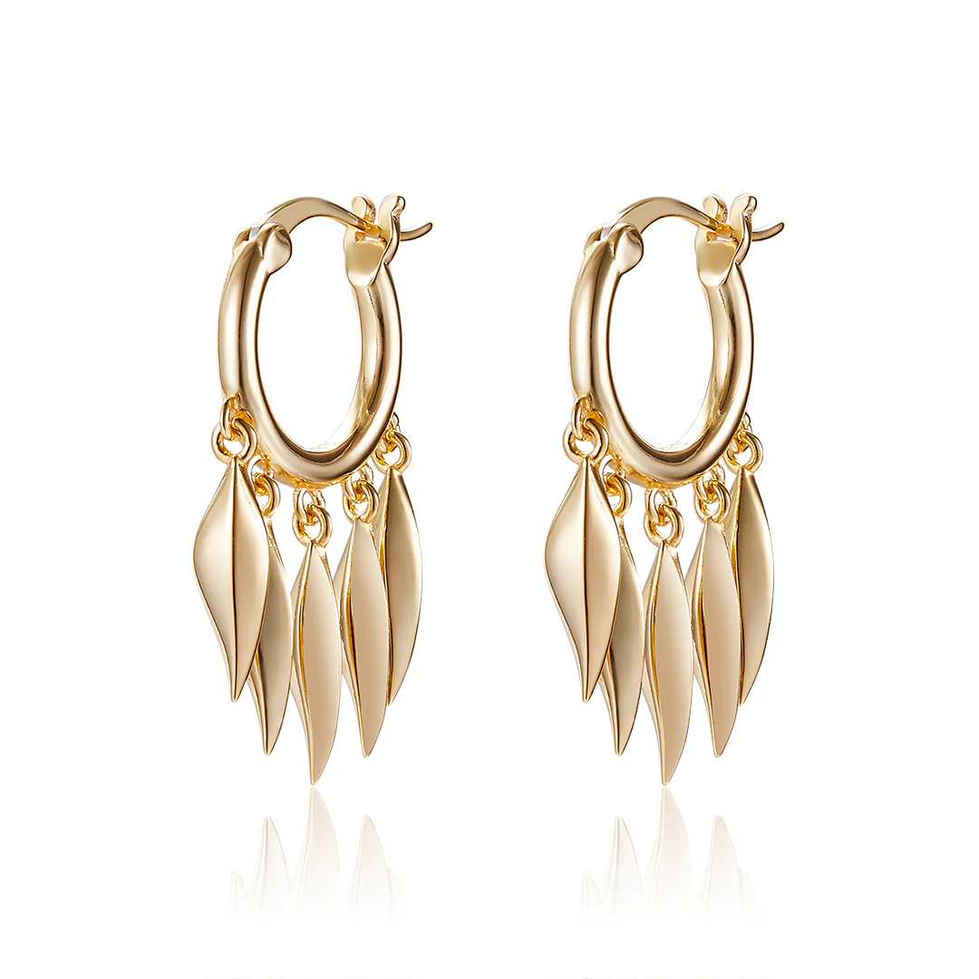 CAPE OF FEATHERS HOOP – EYRNALOKKAR – VERA DESIGN
