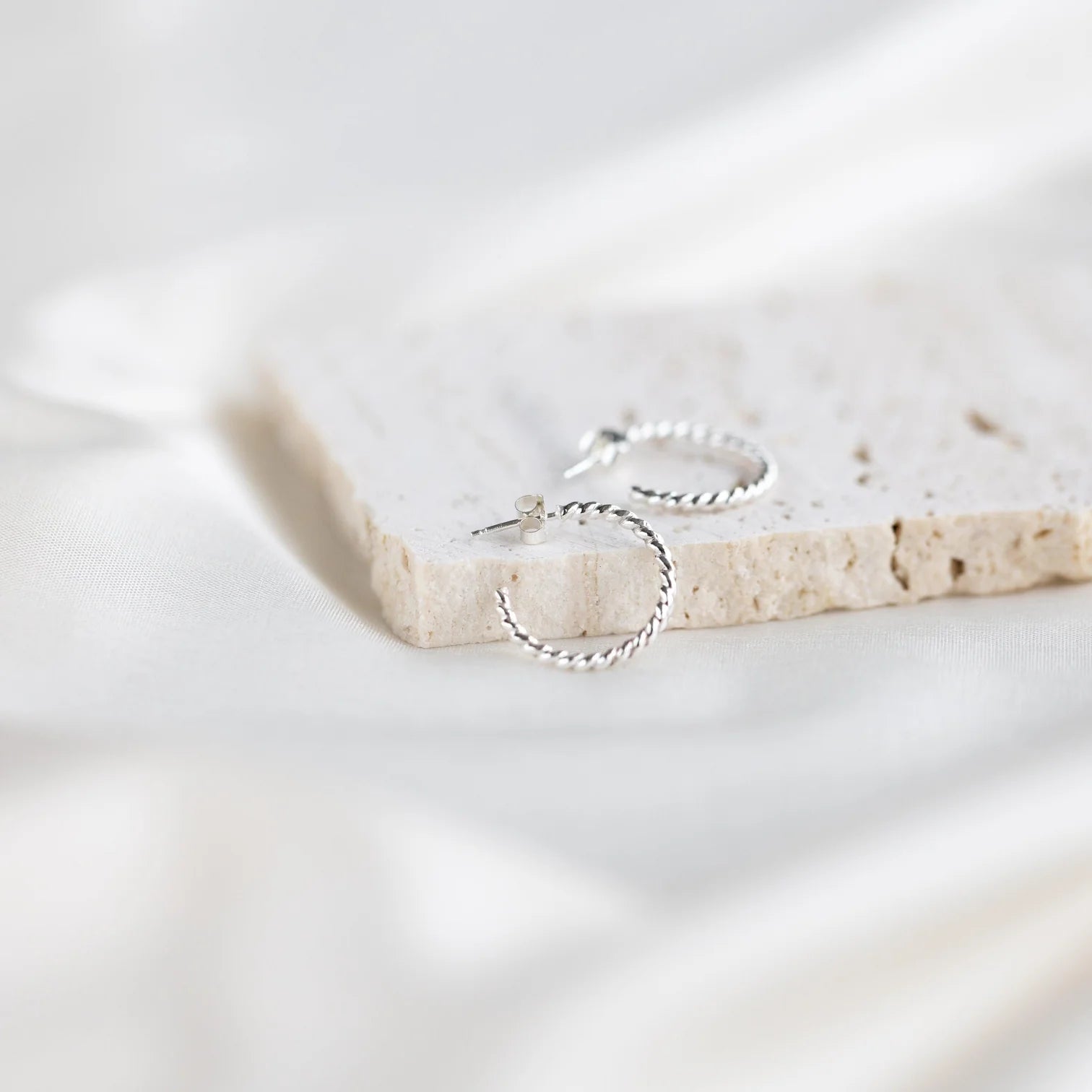 Twist Hoops