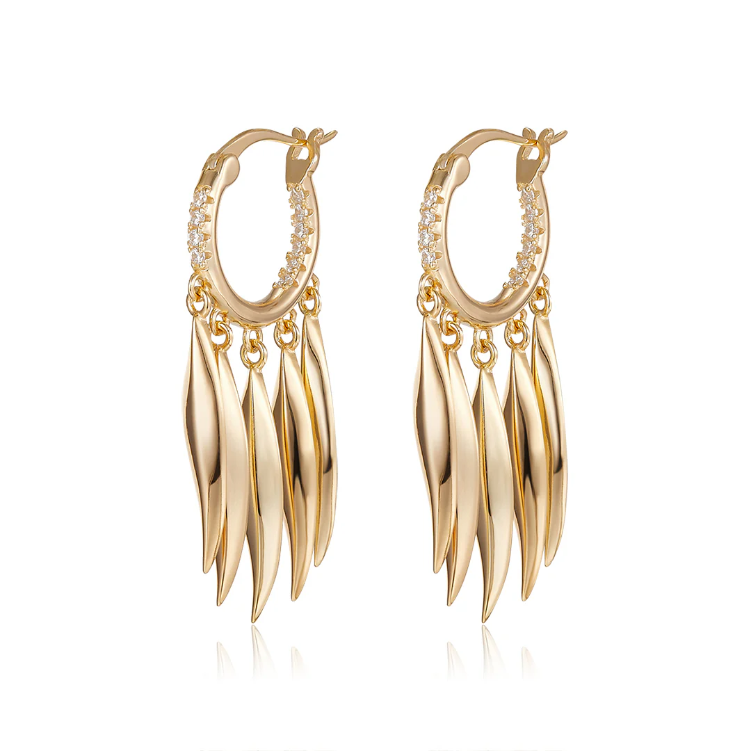 CAPE OF FEATHERS DIVINE – EYRNALOKKAR – VERA DESIGN