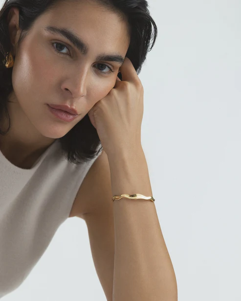 Wavy Bolded Spangararmband