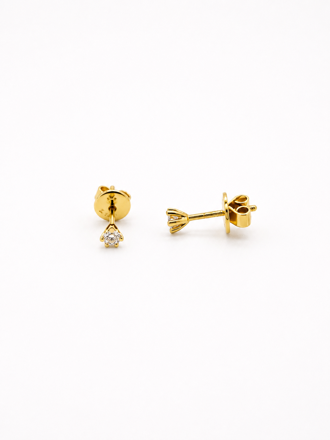 GULLEYRNALOKKAR – 14 KT – DEM 0,15 ct