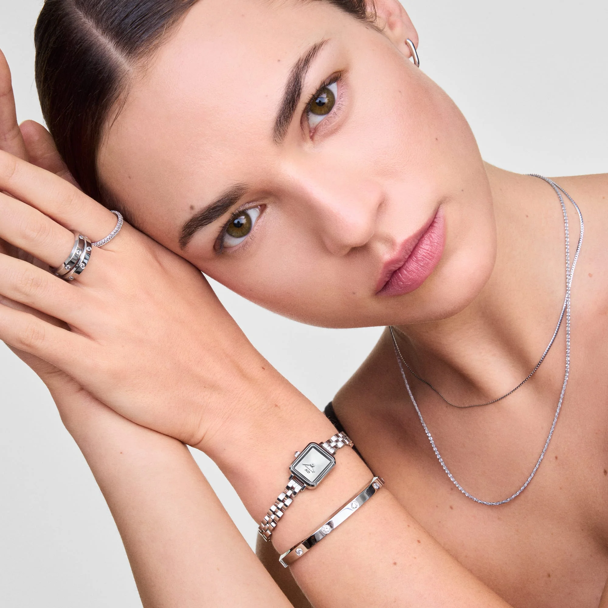 Daniel Wellington – Quadro Mini Arch 3-link White Sunray Silver – 15,4 x 18,2mm