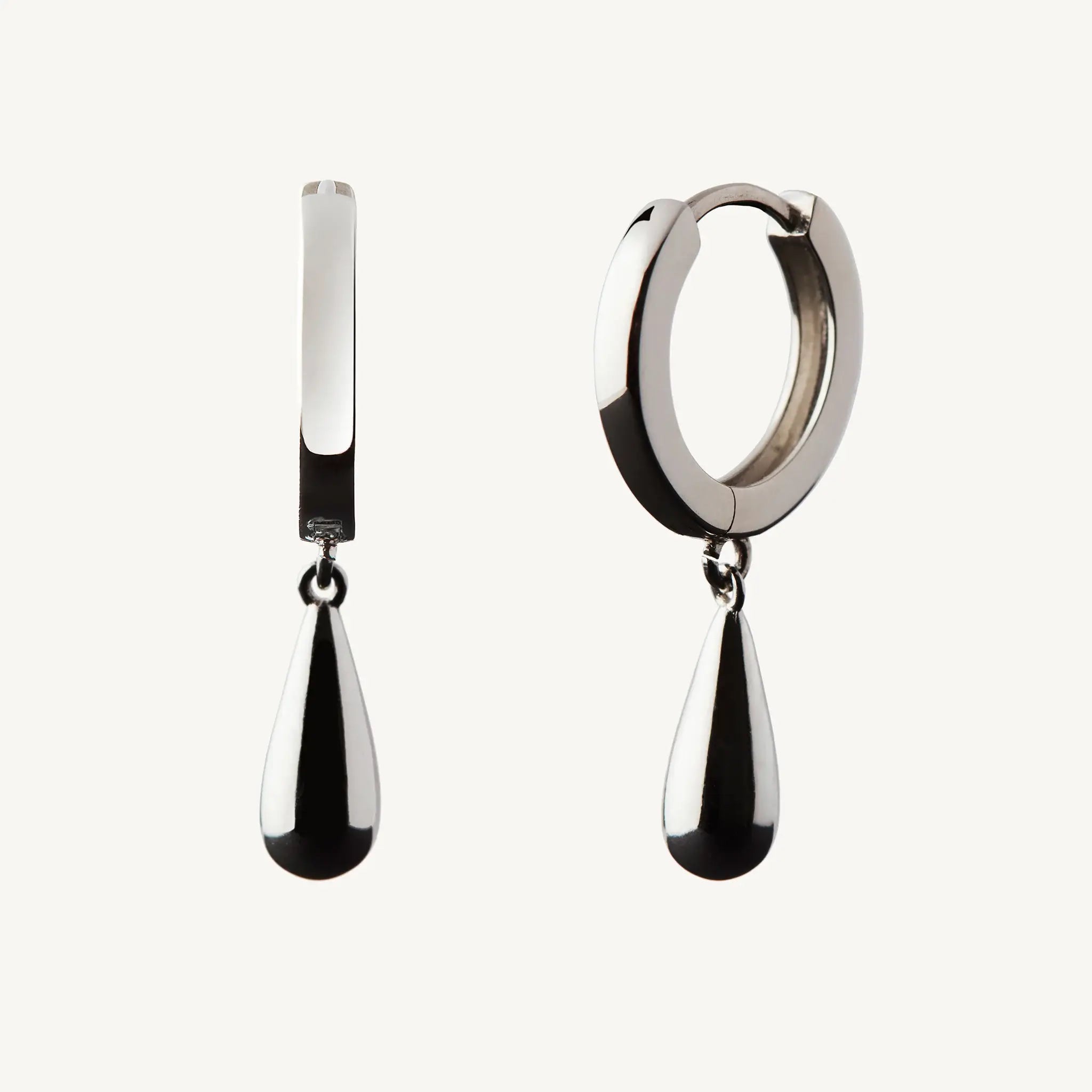 BY LOVISA - Stilla litlir hoops með stórum dropa - rhodium