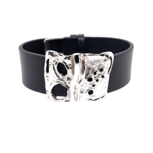 LEÐURARMBAND – SILFURPLATA