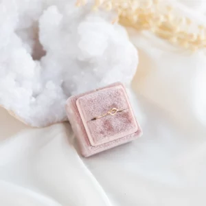 Knot hringur - fyllt gull